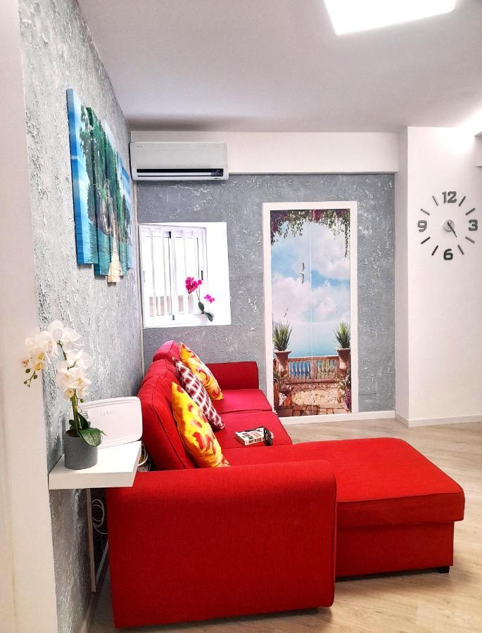 Fantastic 2 Bedrooms, Just 20 Meters From Ocean Playa de las Americas  Luaran gambar